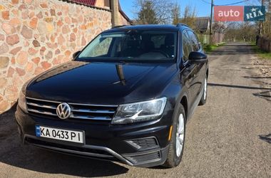 Позашляховик / Кросовер Volkswagen Tiguan 2018 в Києві