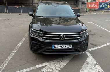 Внедорожник / Кроссовер Volkswagen Tiguan 2023 в Киеве