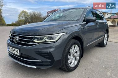 Внедорожник / Кроссовер Volkswagen Tiguan 2021 в Киеве
