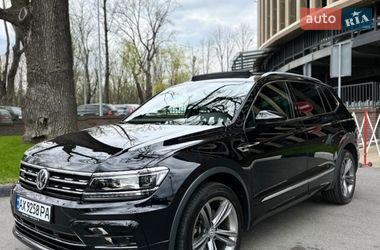 Внедорожник / Кроссовер Volkswagen Tiguan 2018 в Харькове
