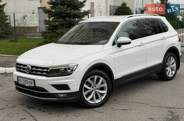 Внедорожник / Кроссовер Volkswagen Tiguan 2017 в Харькове