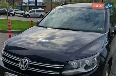 Внедорожник / Кроссовер Volkswagen Tiguan 2017 в Днепре