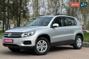 Позашляховик / Кросовер Volkswagen Tiguan 2016 в Житомирі