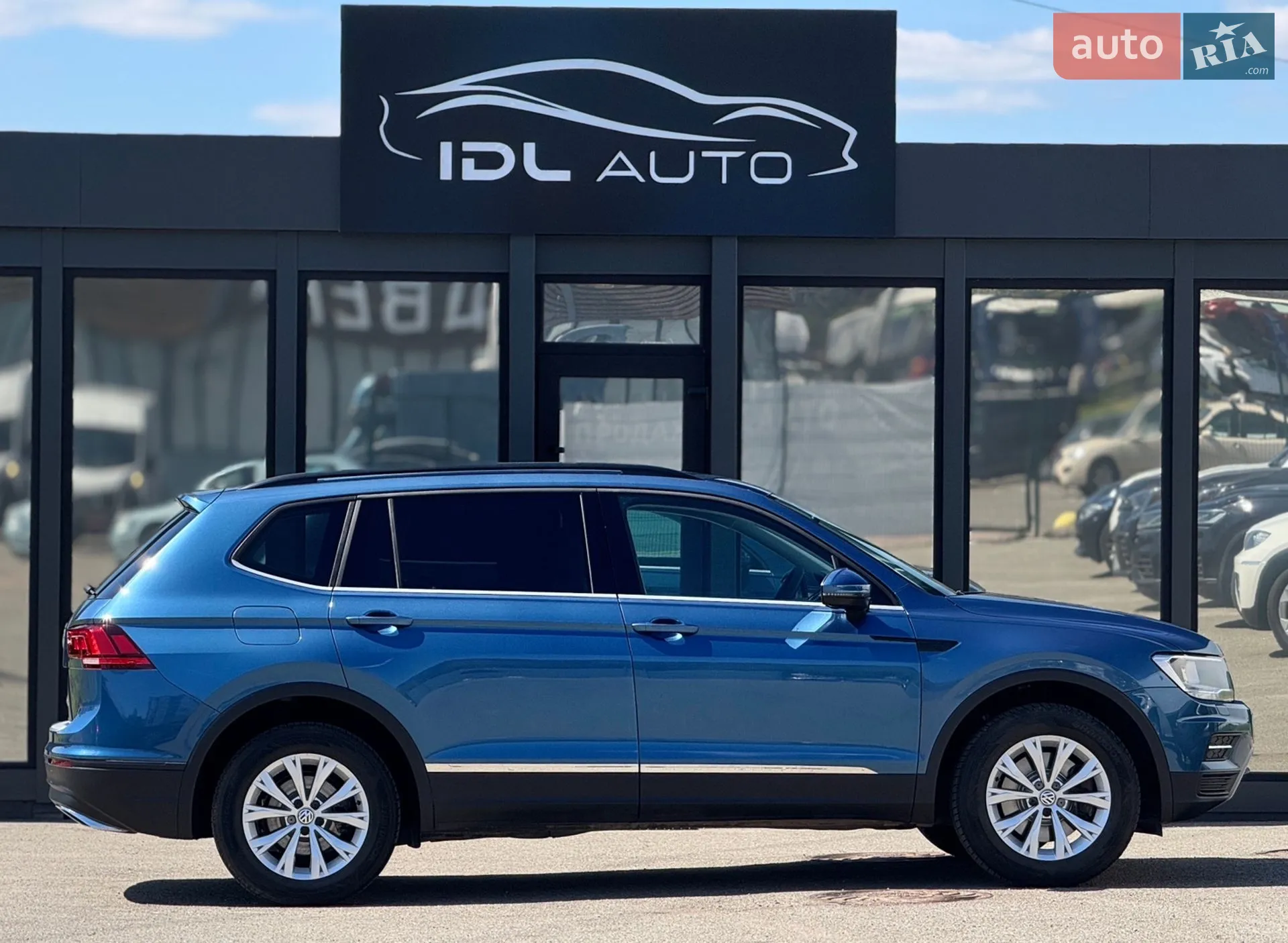 2019 Volkswagen Tiguan - мініатюра 3