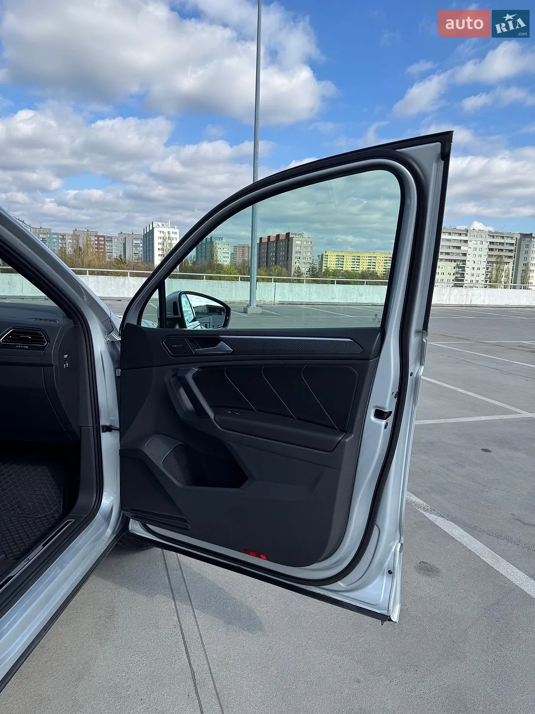 2022 Volkswagen Tiguan - мініатюра 26