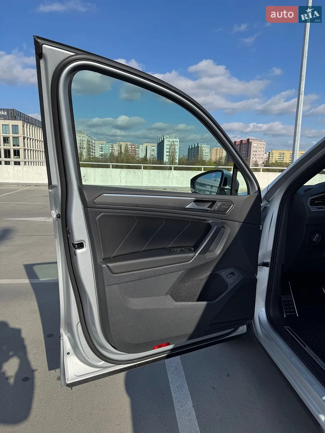 2022 Volkswagen Tiguan - мініатюра 24