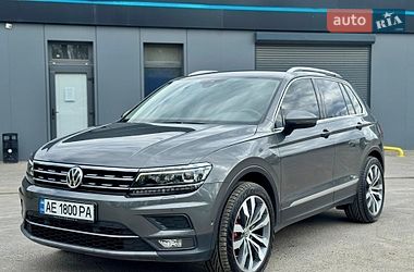 Внедорожник / Кроссовер Volkswagen Tiguan 2020 в Днепре