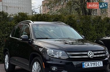 Внедорожник / Кроссовер Volkswagen Tiguan 2011 в Черкассах