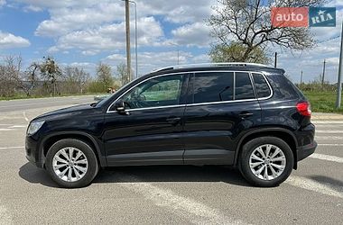 Внедорожник / Кроссовер Volkswagen Tiguan 2008 в Хырове