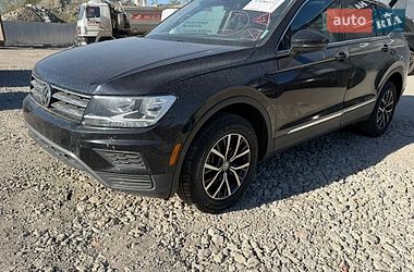 Позашляховик / Кросовер Volkswagen Tiguan 2018 в Львові