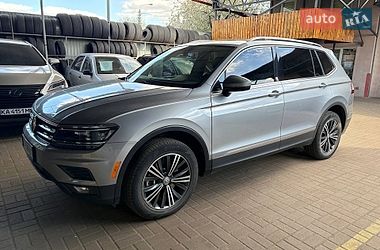 Внедорожник / Кроссовер Volkswagen Tiguan 2019 в Киеве