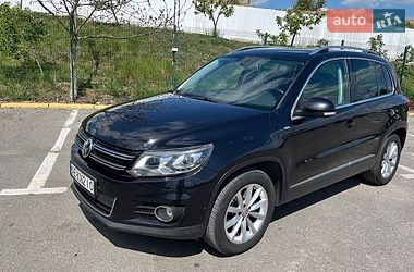 Внедорожник / Кроссовер Volkswagen Tiguan 2014 в Днепре