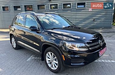 Позашляховик / Кросовер Volkswagen Tiguan 2016 в Івано-Франківську