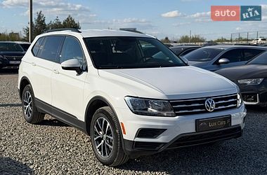 Позашляховик / Кросовер Volkswagen Tiguan 2021 в Івано-Франківську