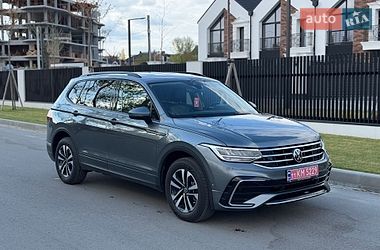 Позашляховик / Кросовер Volkswagen Tiguan 2023 в Білій Церкві
