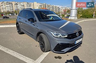 Позашляховик / Кросовер Volkswagen Tiguan 2021 в Києві