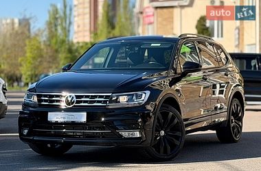 Позашляховик / Кросовер Volkswagen Tiguan 2019 в Одесі