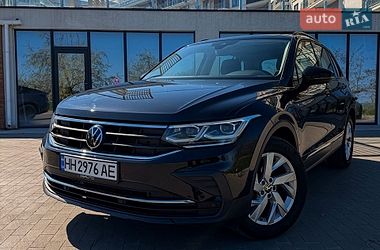 Позашляховик / Кросовер Volkswagen Tiguan 2021 в Одесі