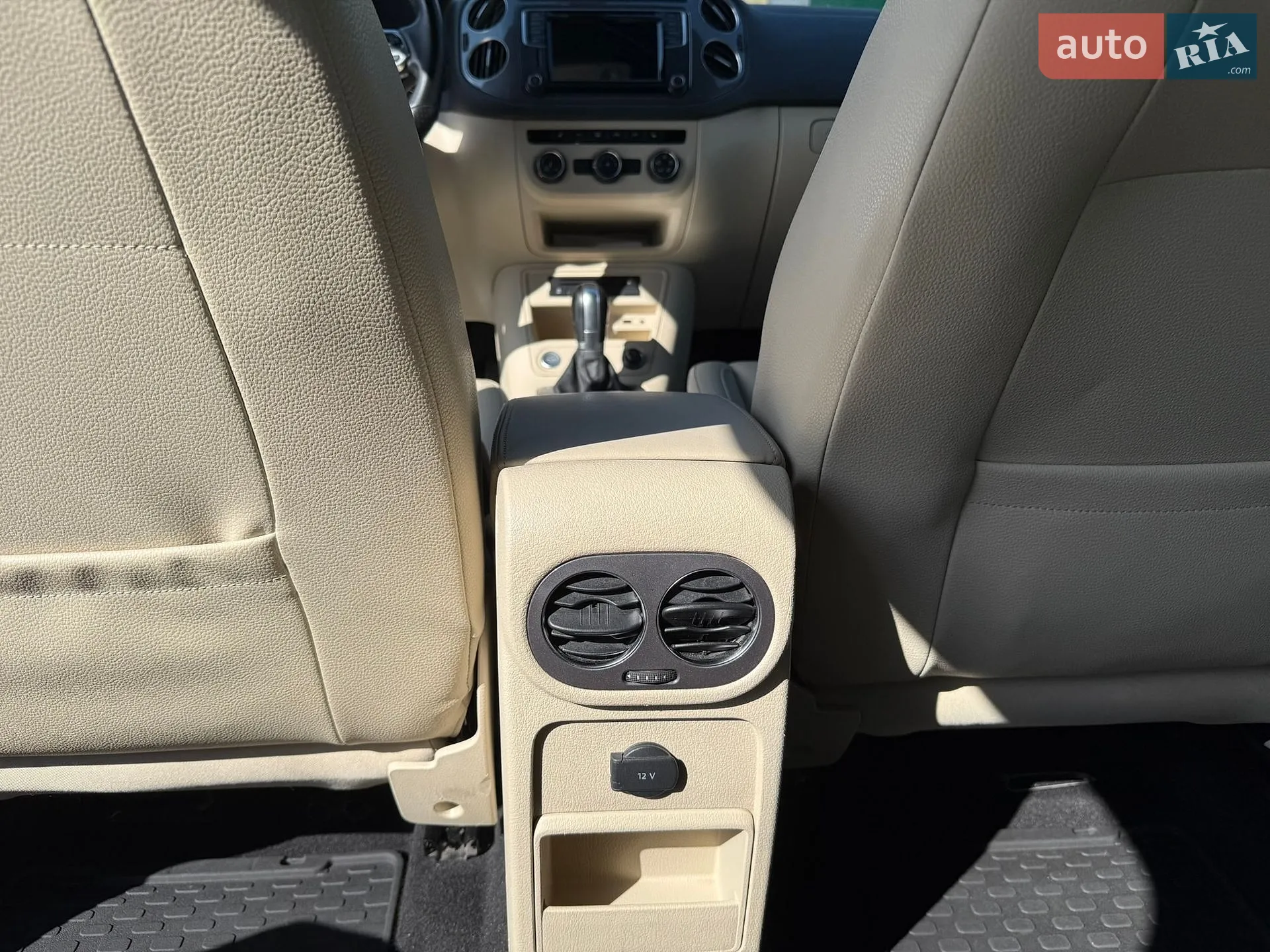 2016 Volkswagen Tiguan - мініатюра 19