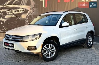 Внедорожник / Кроссовер Volkswagen Tiguan 2016 в Львове