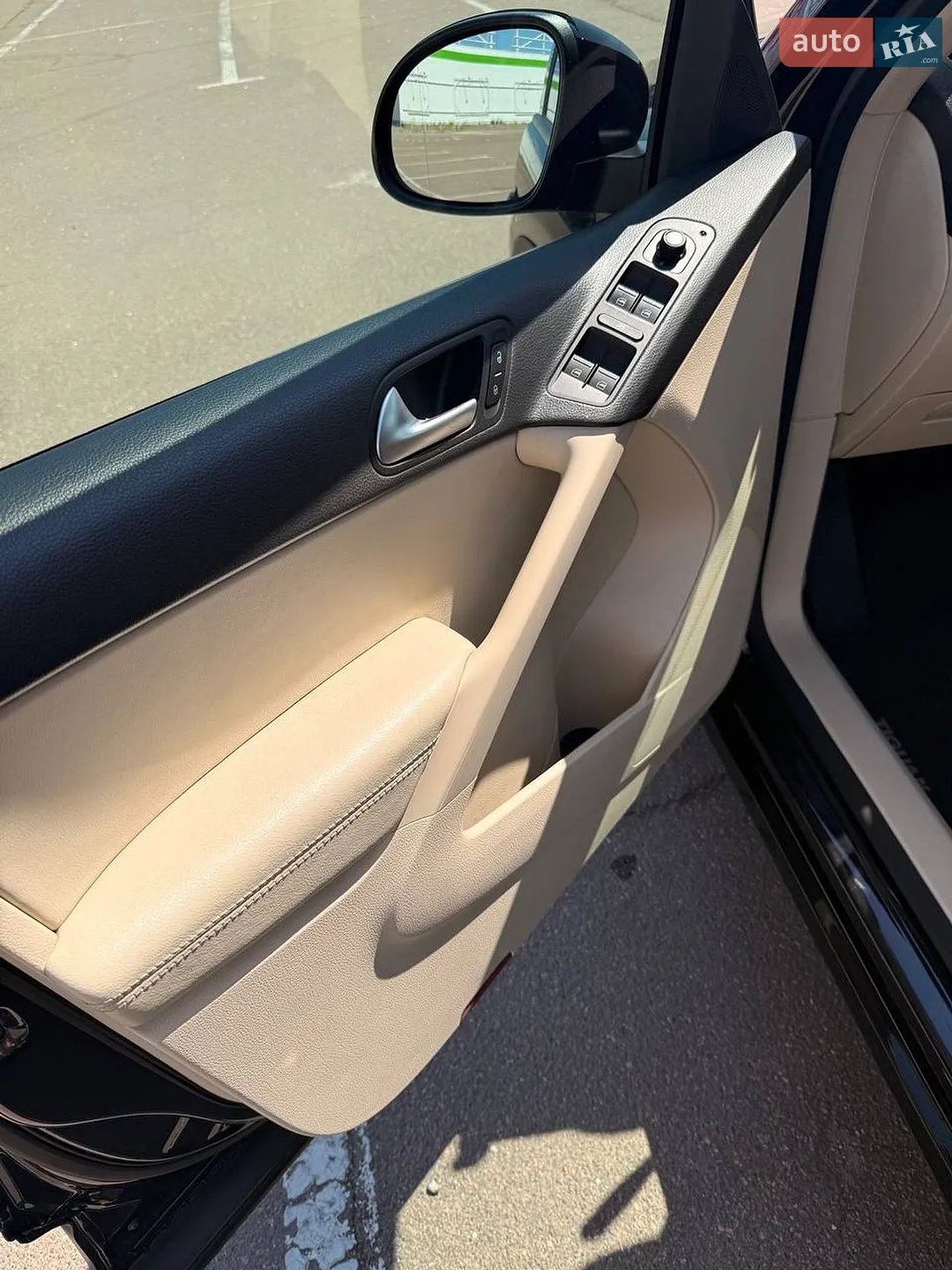 2016 Volkswagen Tiguan - мініатюра 13