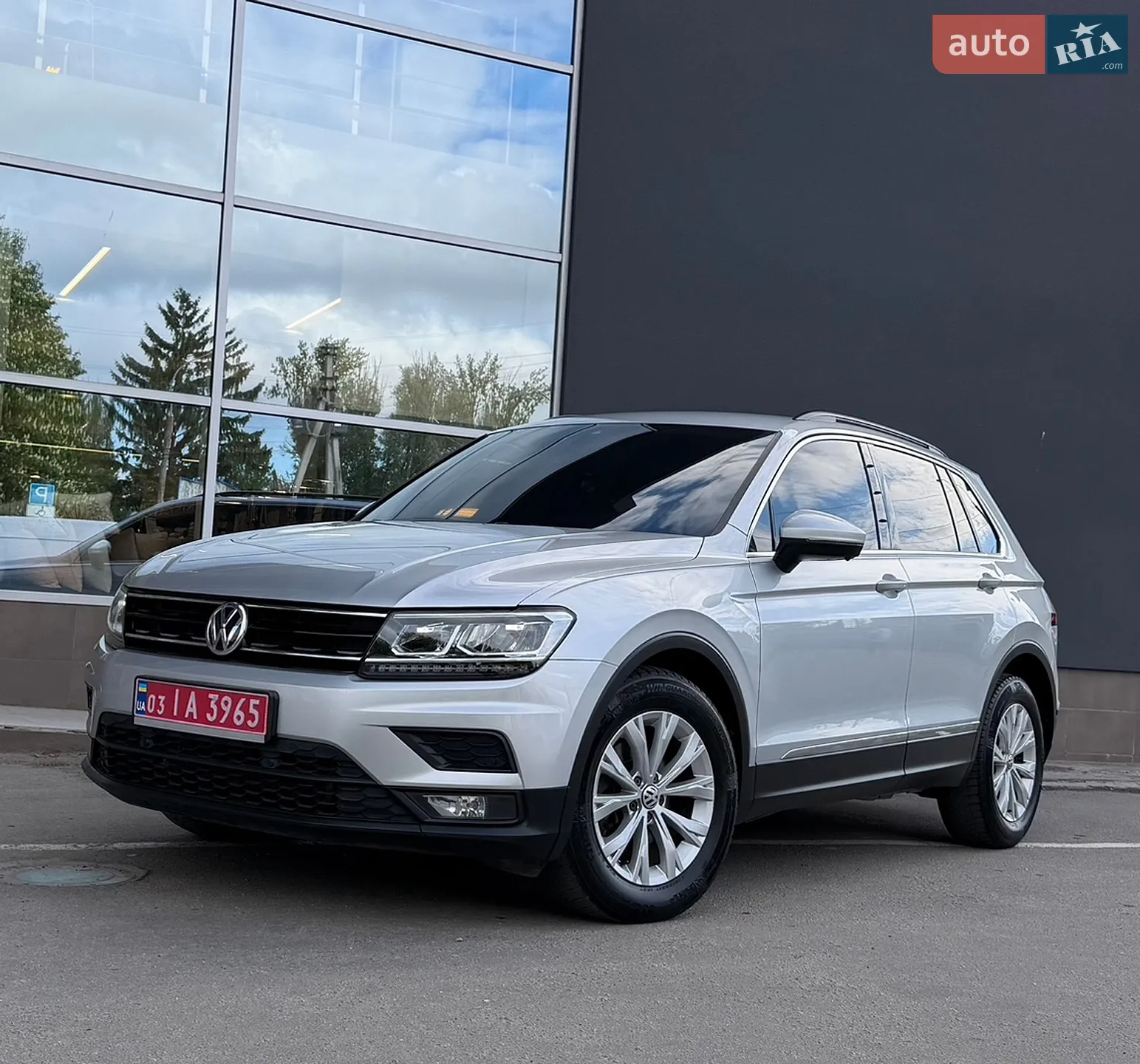 2018 Volkswagen Tiguan - мініатюра 16