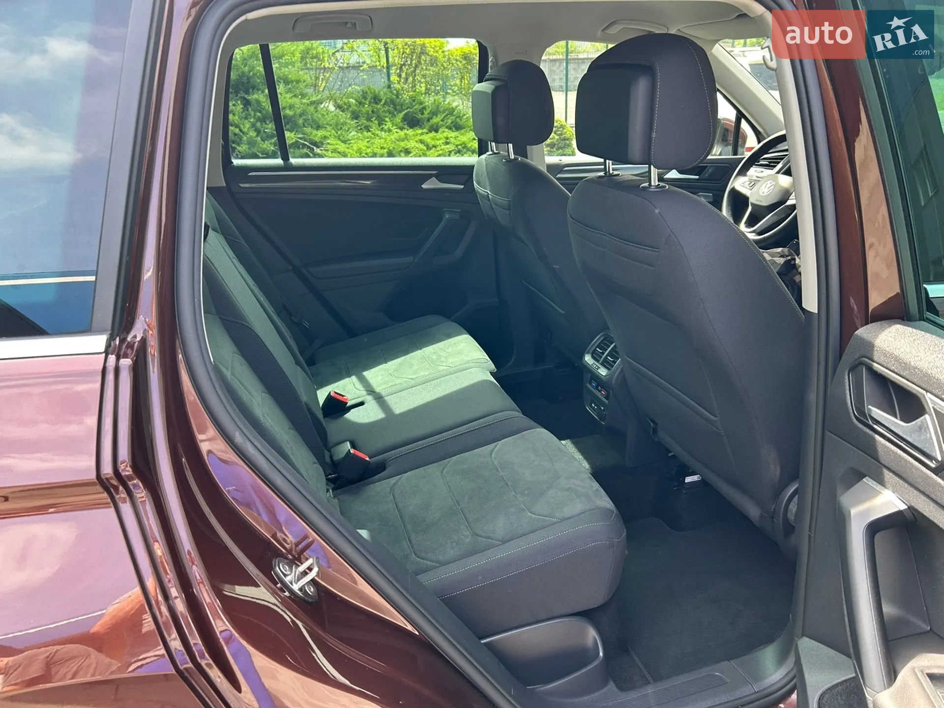 2021 Volkswagen Tiguan - мініатюра 17