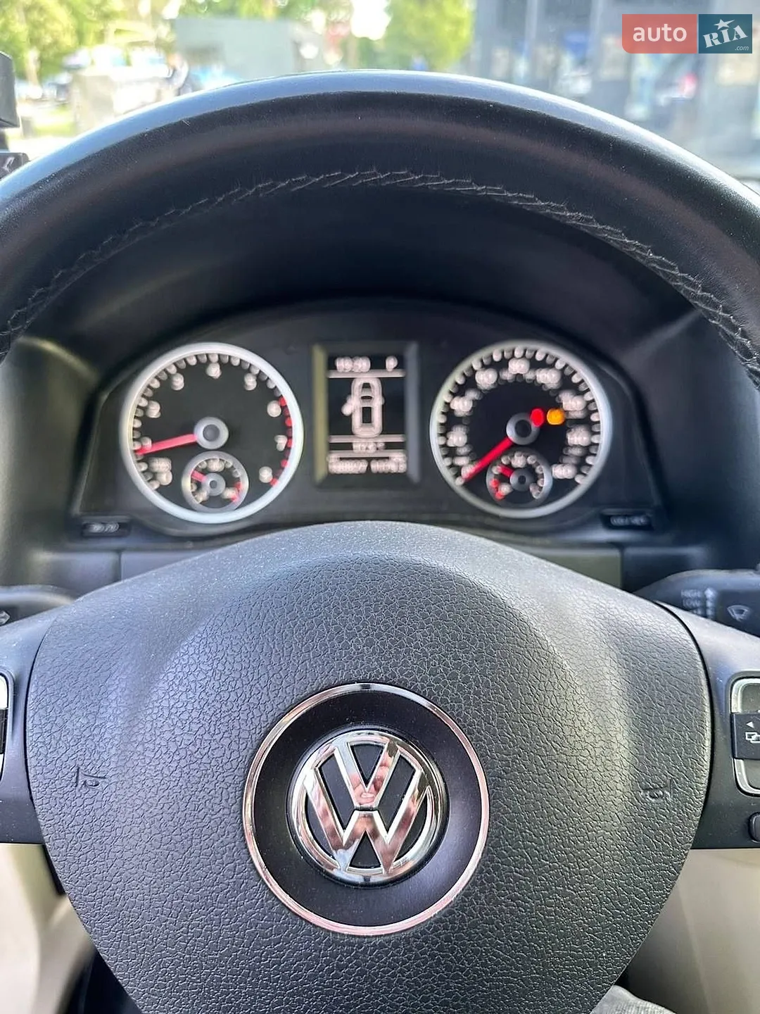 2016 Volkswagen Tiguan - мініатюра 9
