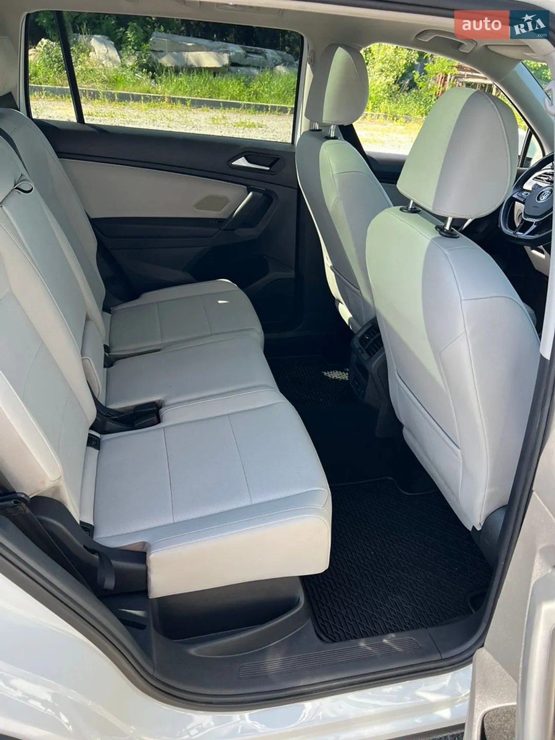 2018 Volkswagen Tiguan - мініатюра 15