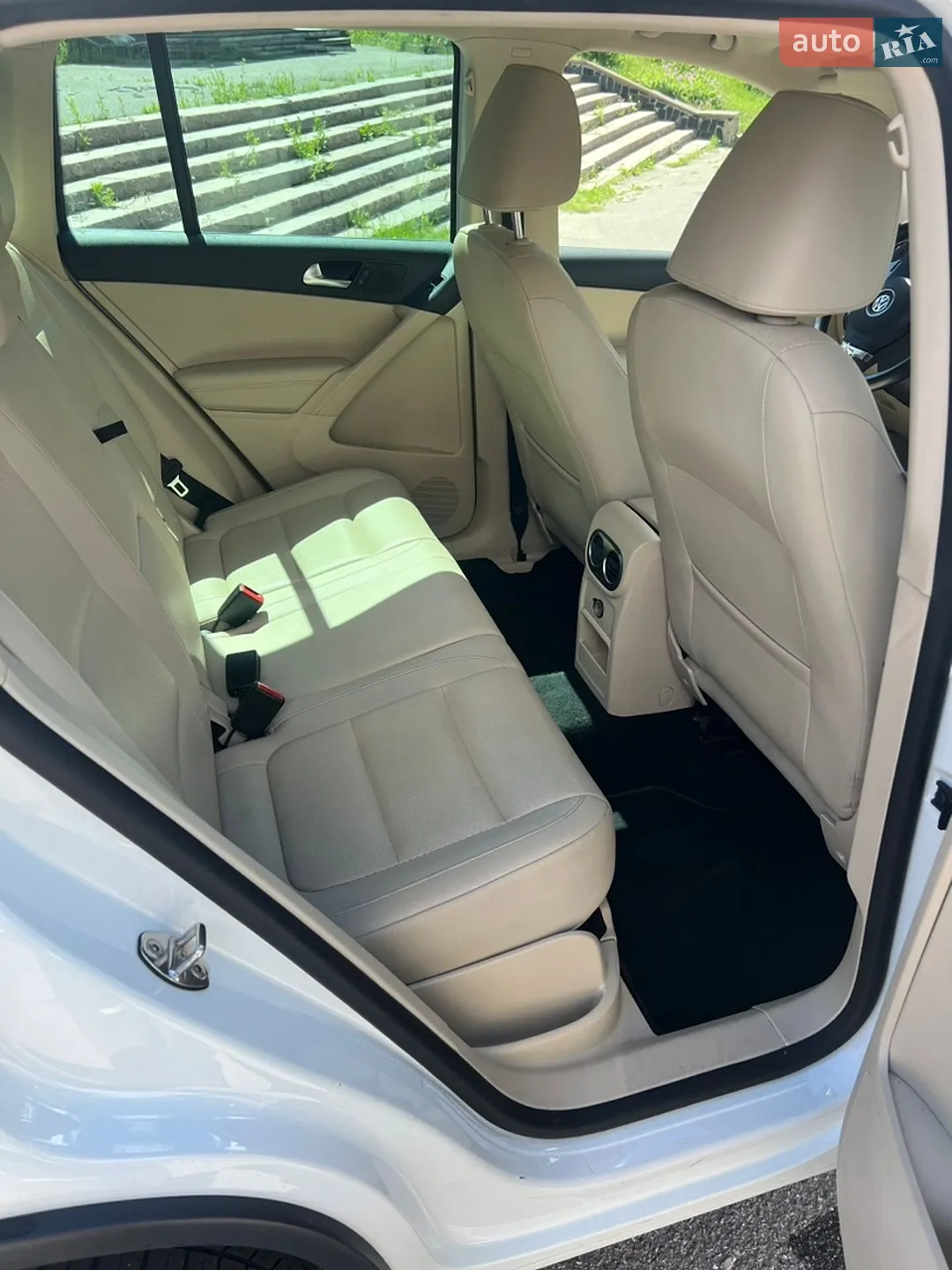 2014 Volkswagen Tiguan - мініатюра 8