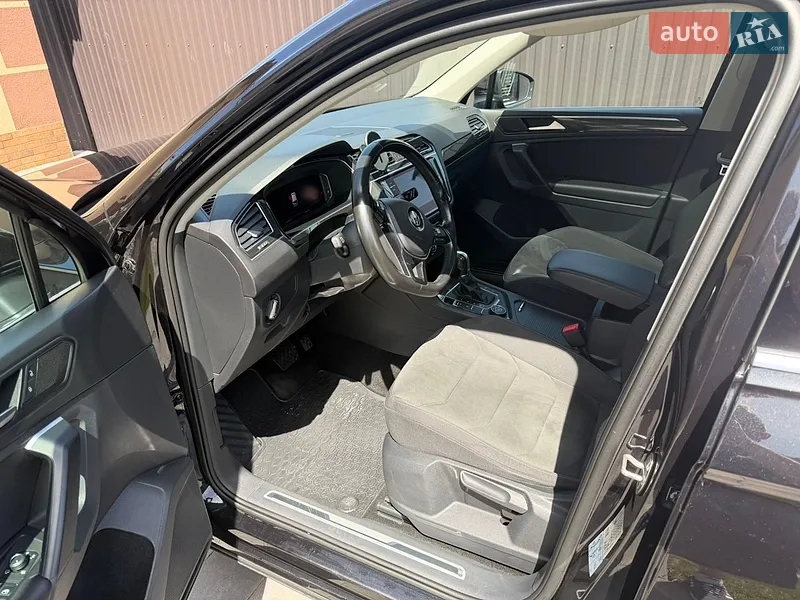Volkswagen Tiguan 2019 VIN WVGZZZ5NZKW898447 фото оголошення 10 з 60