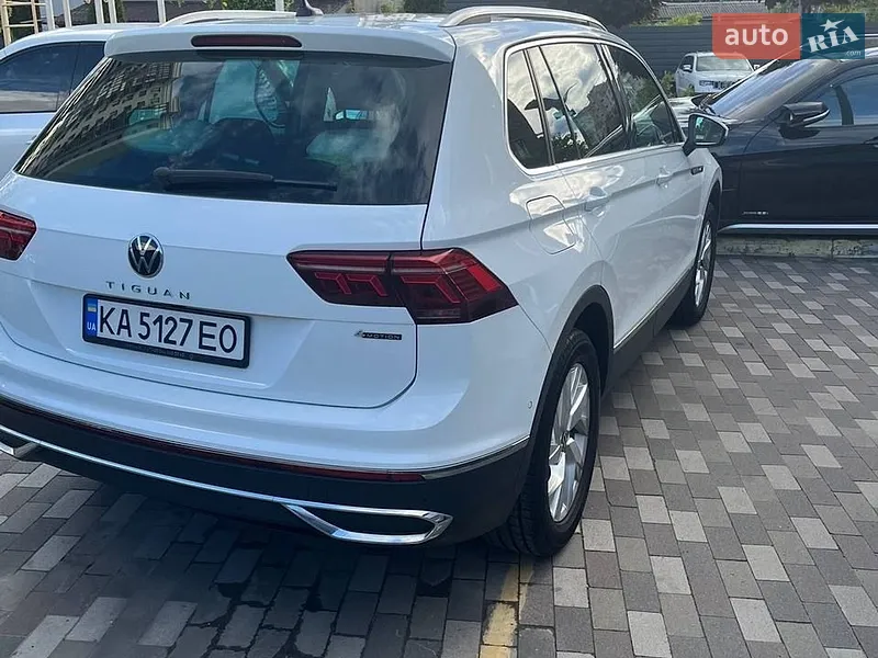 Volkswagen Tiguan 2021 VIN WVGZZZ5NZMW542092 фото оголошення 8 з 42