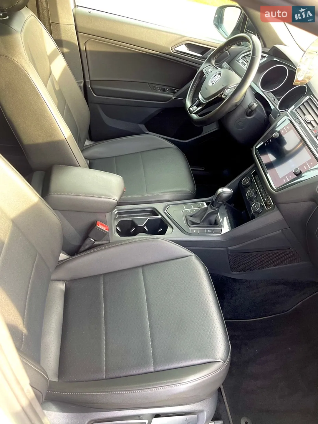 2020 Volkswagen Tiguan - мініатюра 47