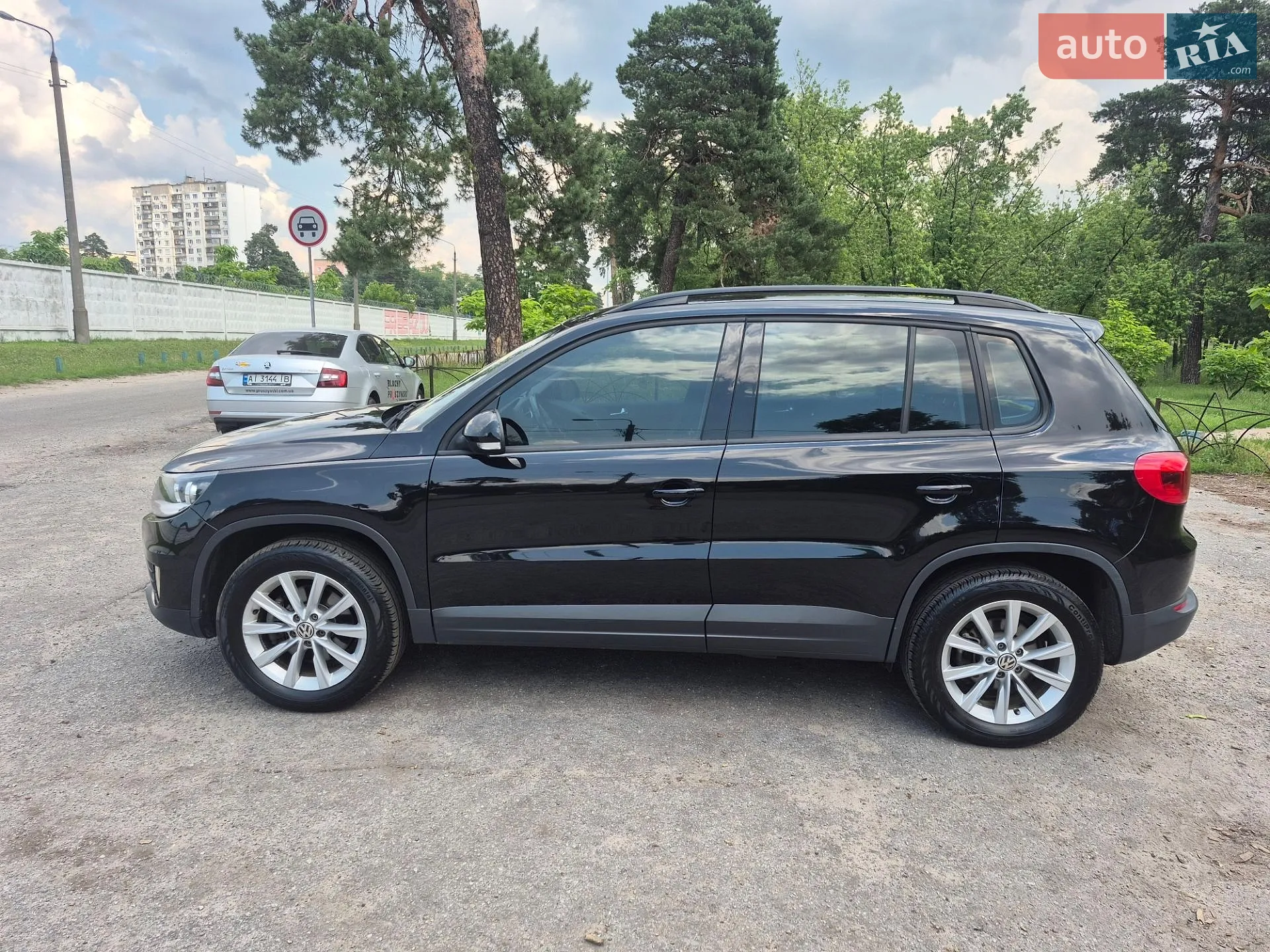 2017 Volkswagen Tiguan - мініатюра 5