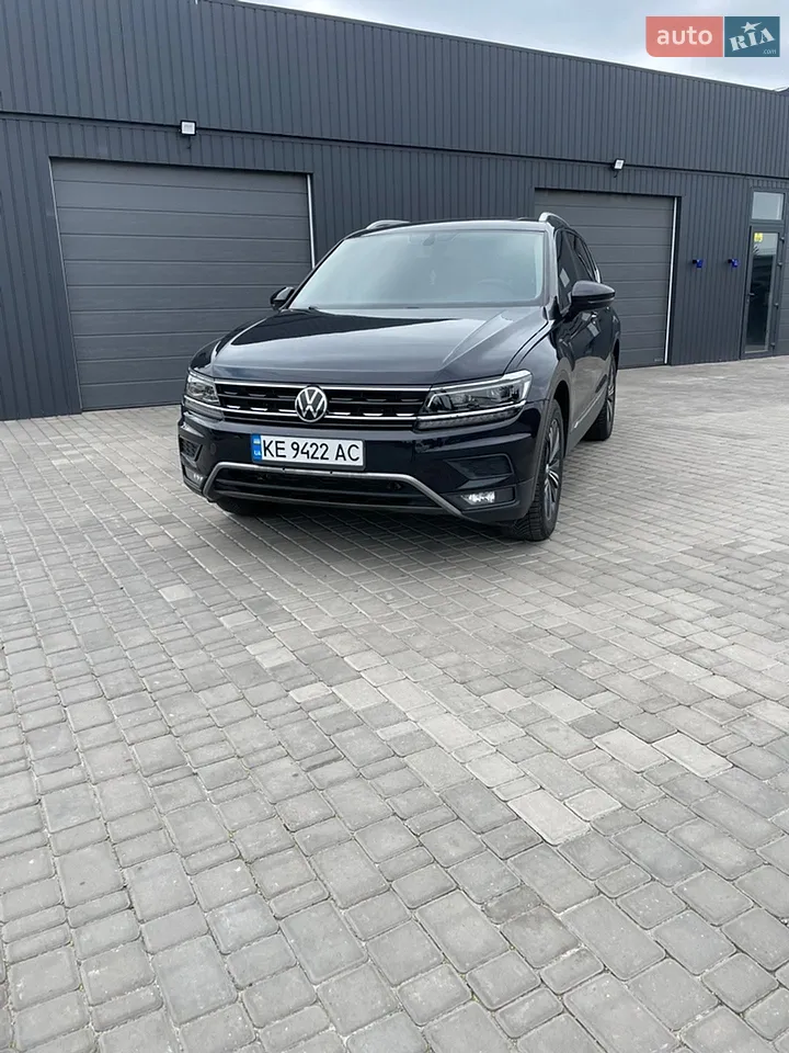 2017 Volkswagen Tiguan - мініатюра 25