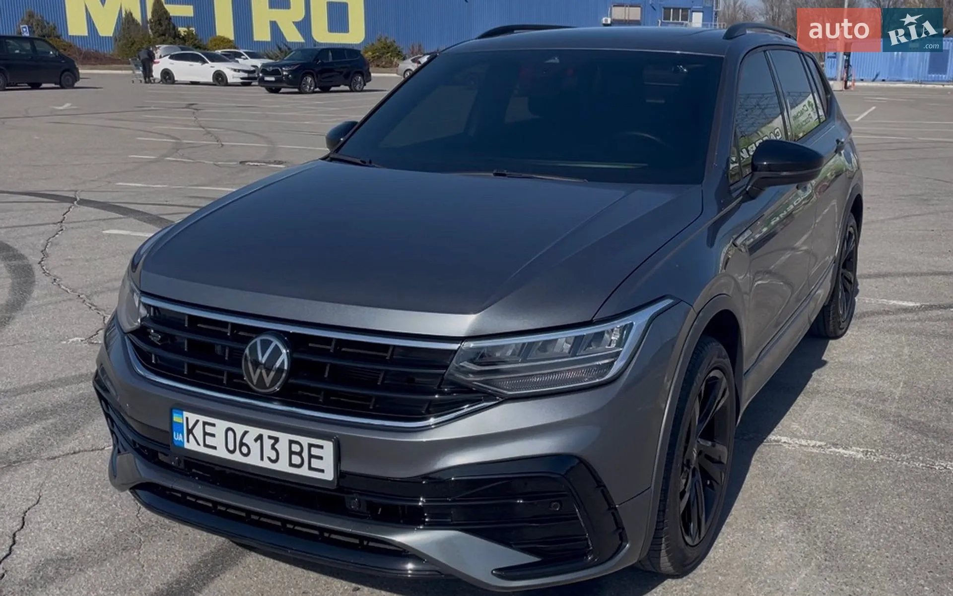 2023 Volkswagen Tiguan - фото 1