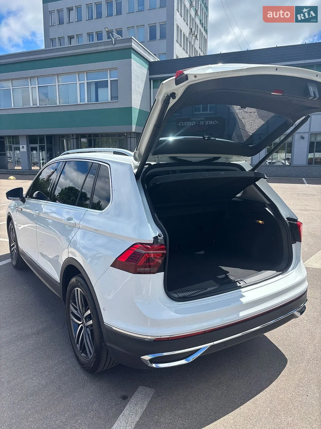 2021 Volkswagen Tiguan - мініатюра 31