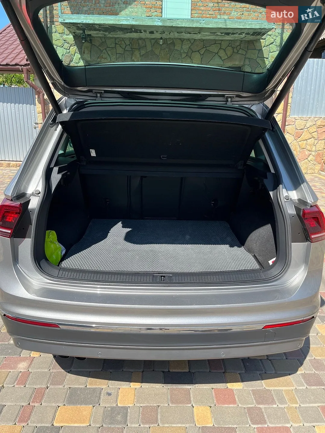 2020 Volkswagen Tiguan - мініатюра 12