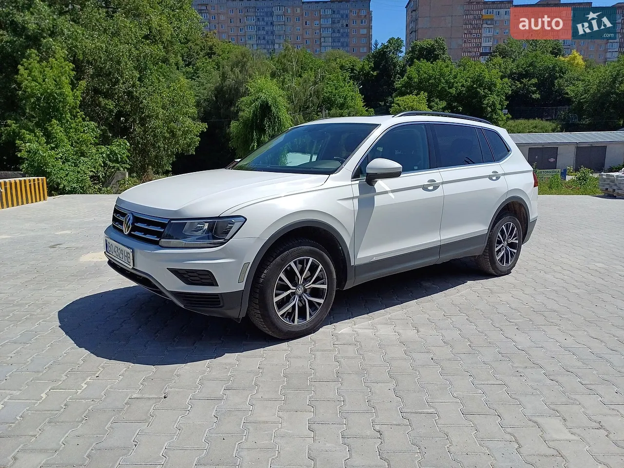 2020 Volkswagen Tiguan - мініатюра 31