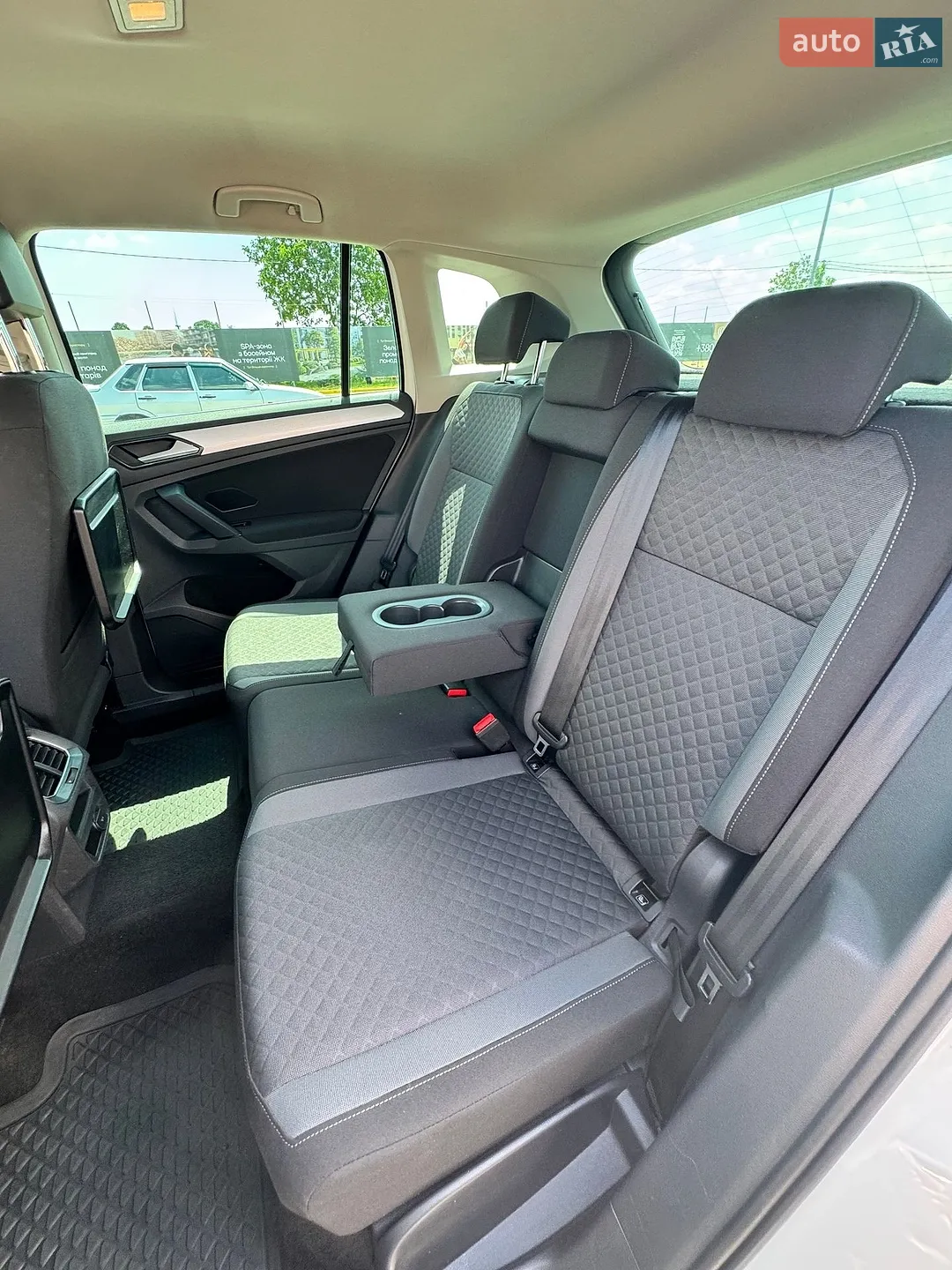 2017 Volkswagen Tiguan - мініатюра 3