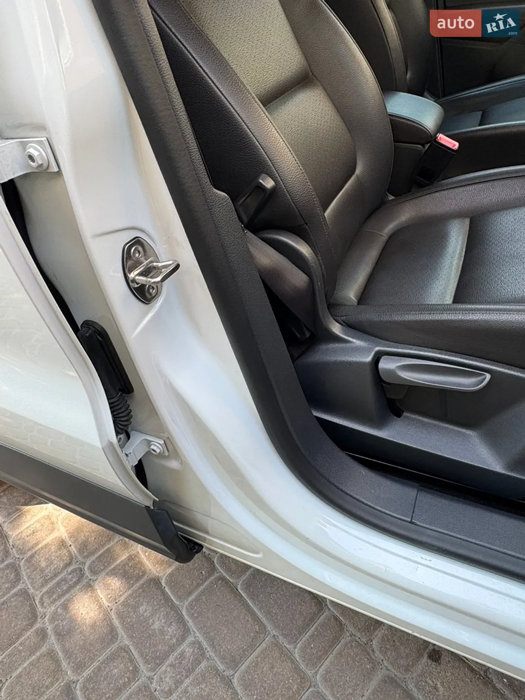 Volkswagen Tiguan 2016 VIN WVGBV7AX4GW578281 фото оголошення 16 з 42