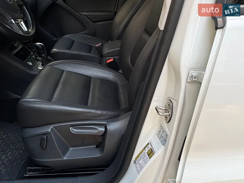 Volkswagen Tiguan 2016 VIN WVGBV7AX4GW578281 фото оголошення 17 з 92