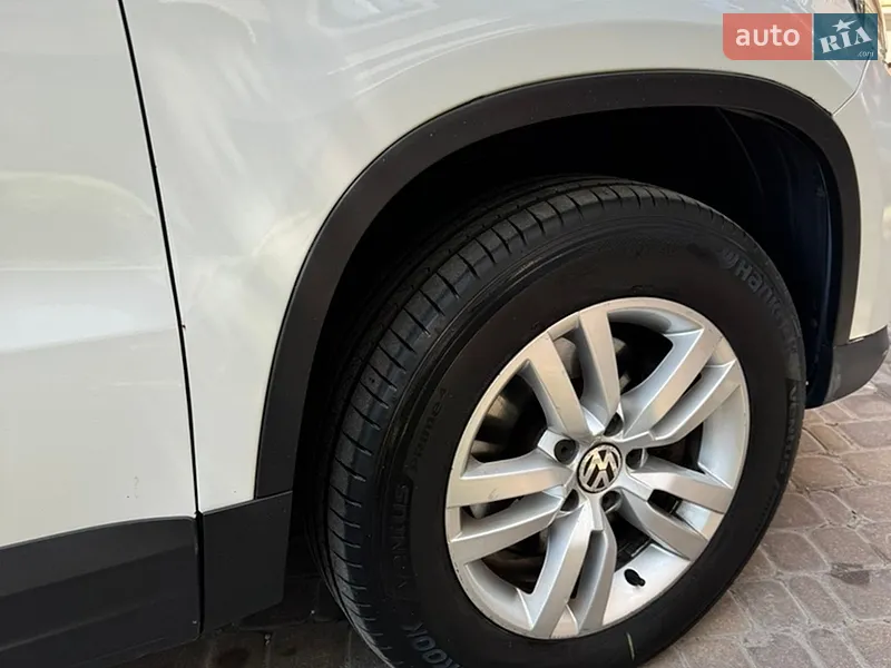 Volkswagen Tiguan 2016 VIN WVGBV7AX4GW578281 фото оголошення 25 з 92