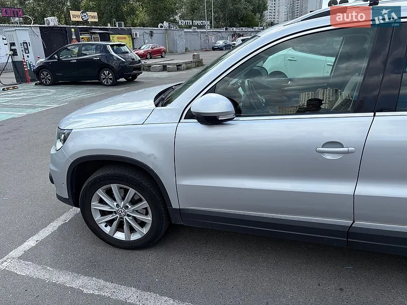 Volkswagen Tiguan 2011 VIN WVGZZZ5NZCW047125 фото оголошення 10 з 59