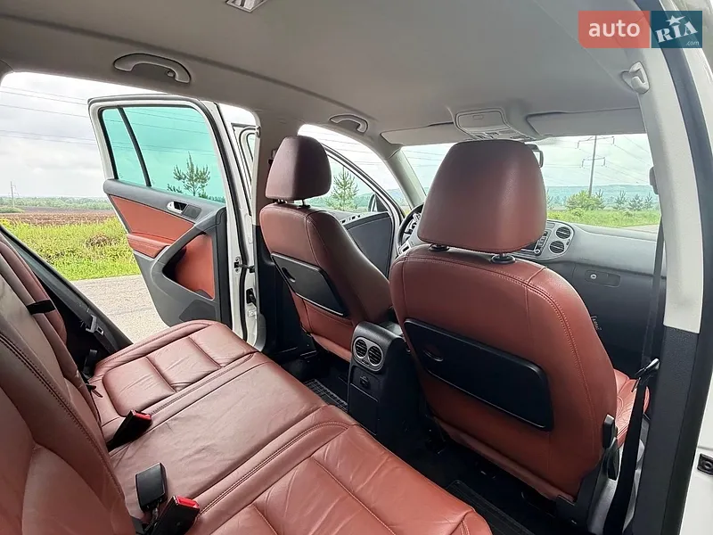 Volkswagen Tiguan 2011 VIN WVGZZZ5NZBW559888 фото оголошення 12 з 52