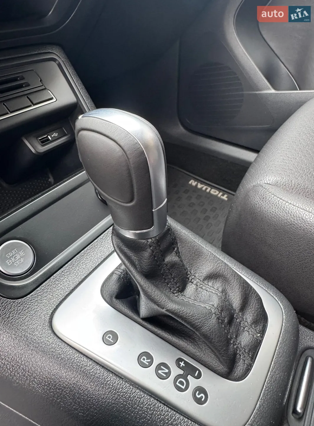 2016 Volkswagen Tiguan - мініатюра 21