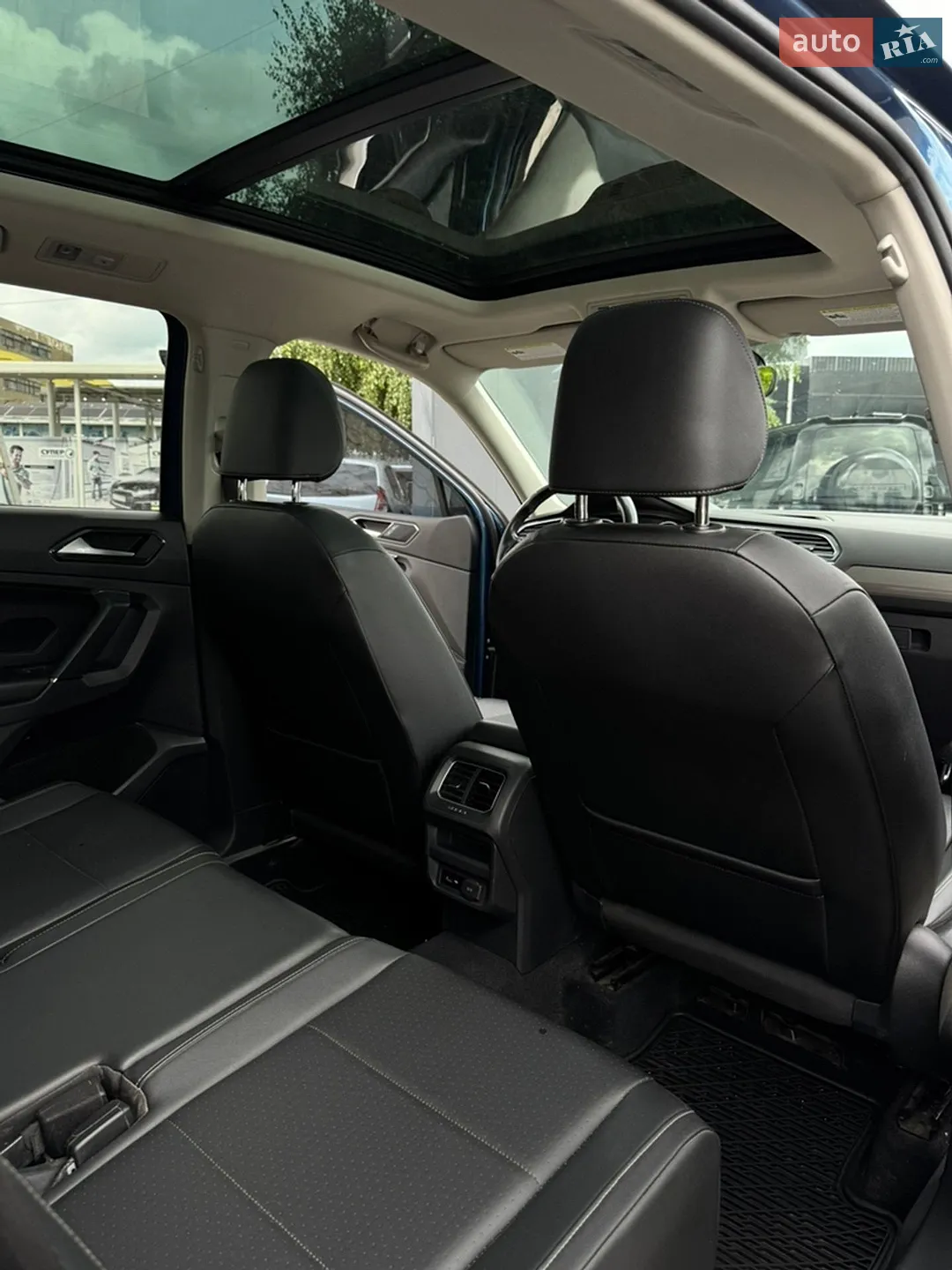 2017 Volkswagen Tiguan - мініатюра 20
