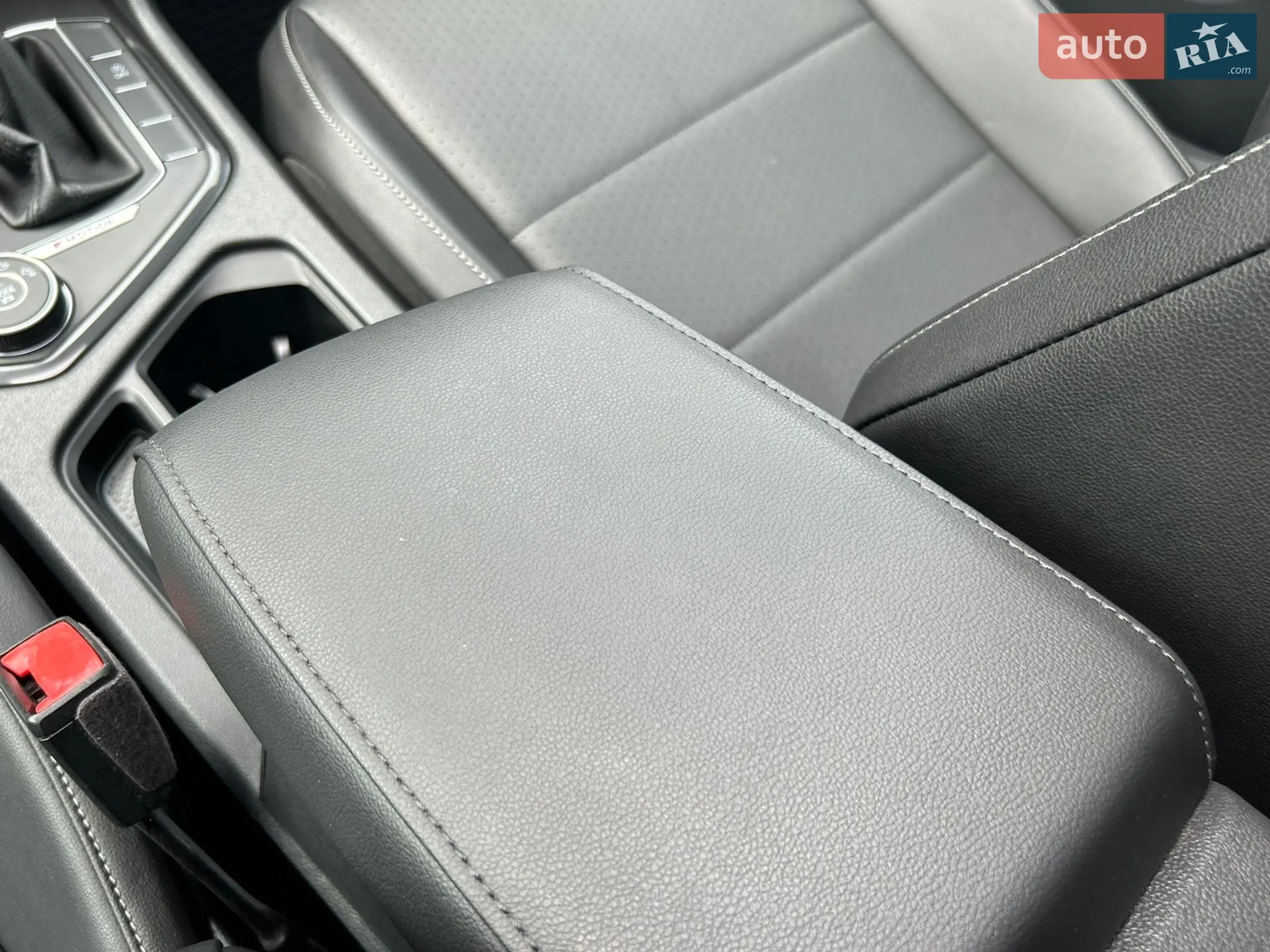 2018 Volkswagen Tiguan - мініатюра 74