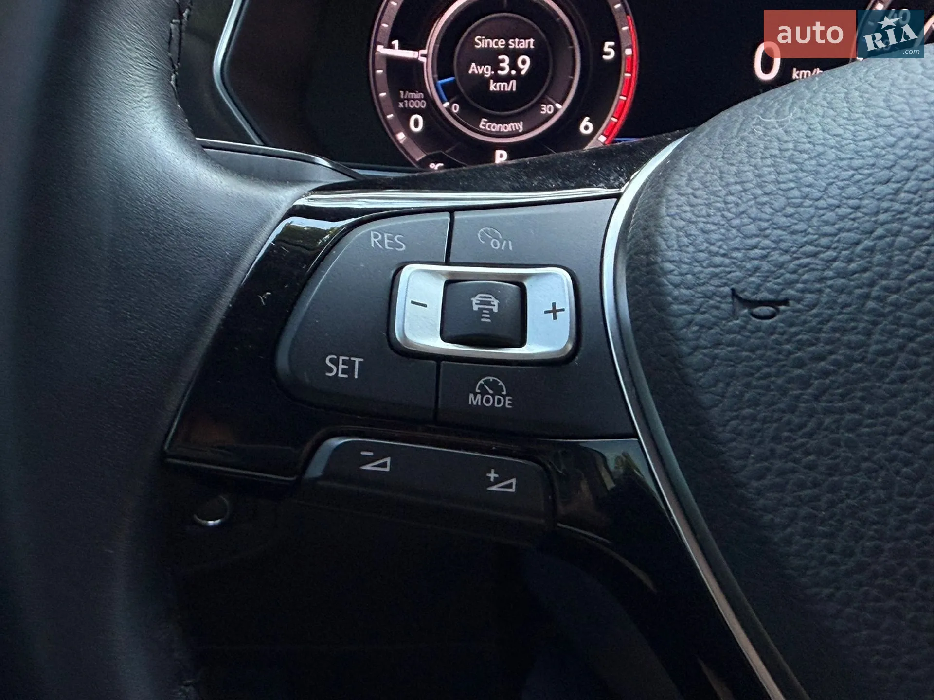 2018 Volkswagen Tiguan - мініатюра 20