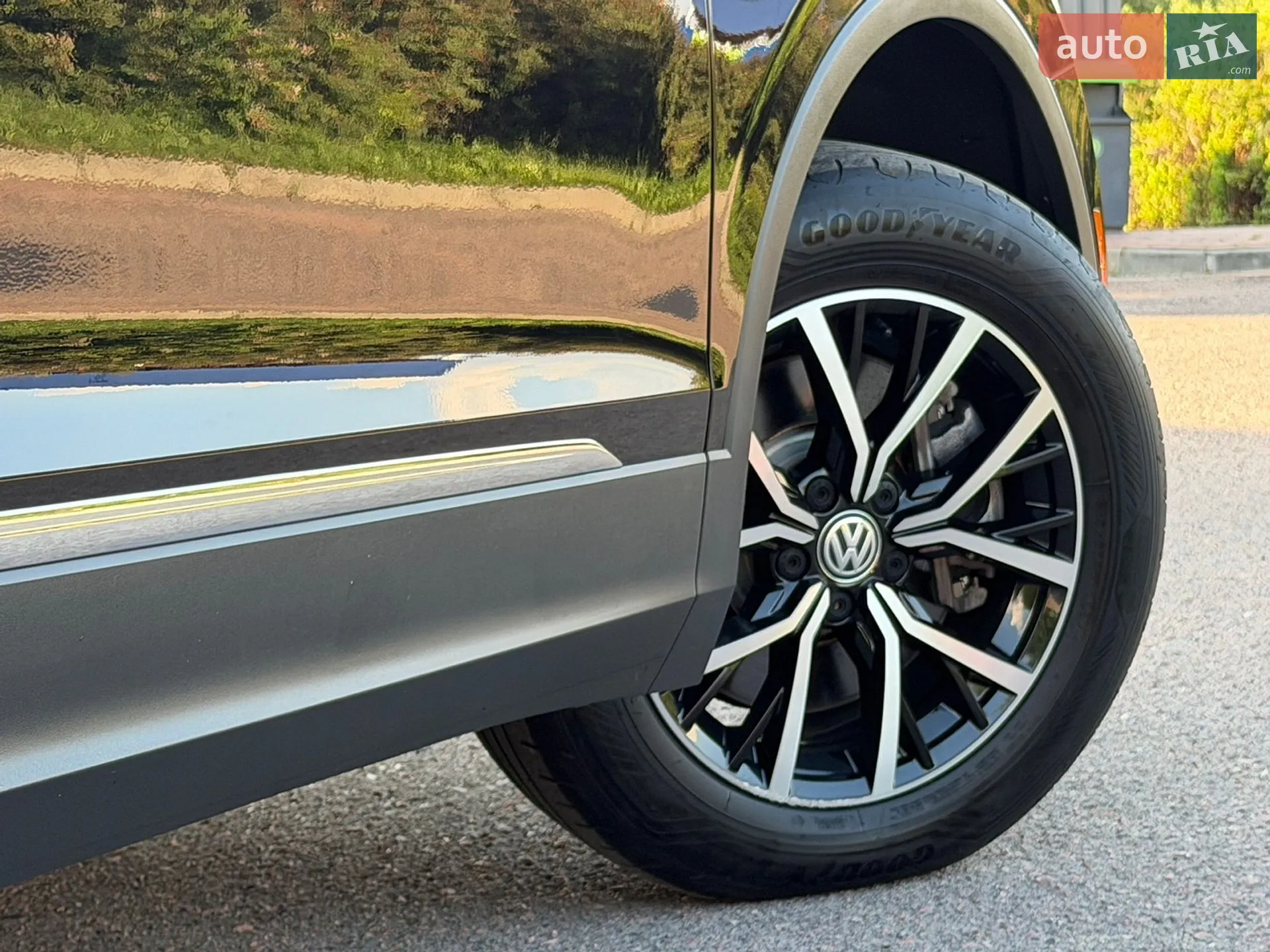 2021 Volkswagen Tiguan - мініатюра 61